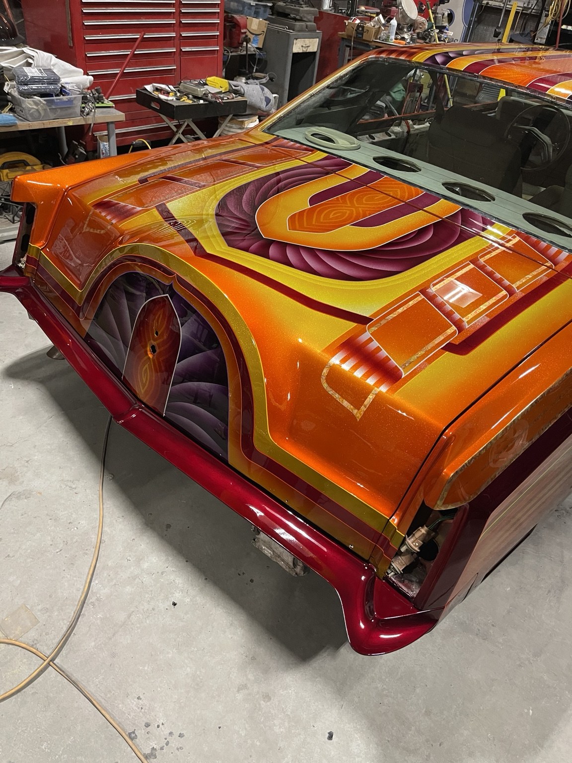 Custom Lincoln: trunk detail